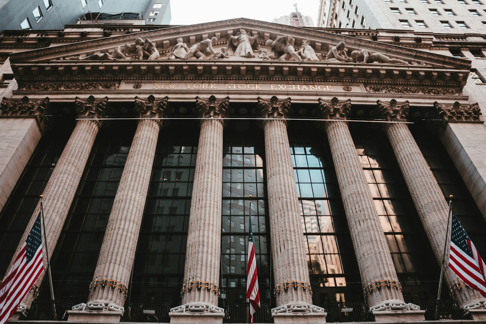 Post-Keynesian Economics Explained: Uncertainty, Money, and Minsky